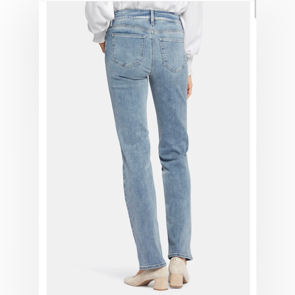 NWT NYDJ Marilyn Straight Leg Jeans Women's Size 8 Light Wash Denim Lift Tuck - Picture 2 of 13
